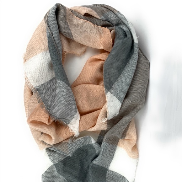 Blanket Scarf - Picture 5 of 8